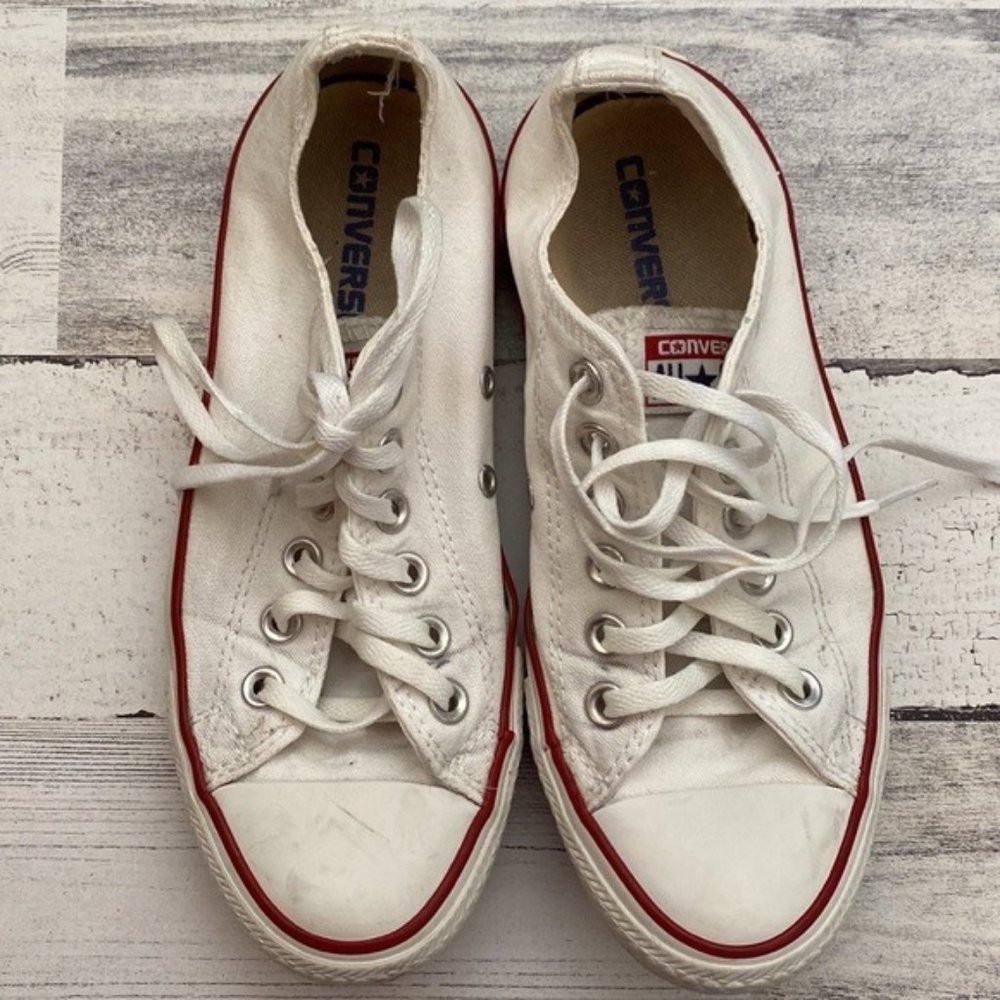 White Chuck Taylor All Star Converse Shoe Mens 4.5 Womens 6.5